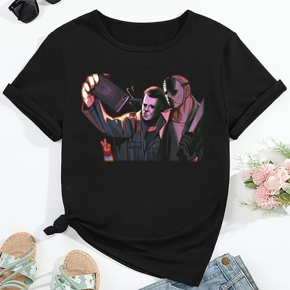 Jason Voorhees Michael Myers Funny Horror Selfie Fan T-Shirt